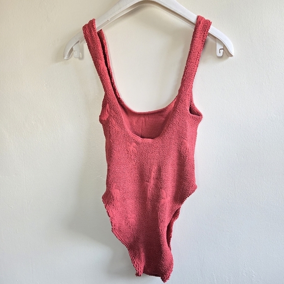 New Bond-Eye Mara Palm Tree Mineral Red One Piece Swimsuit NWT One Size - Picture 9 of 12